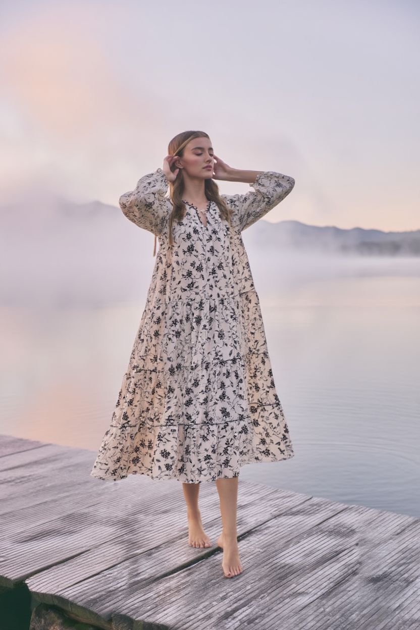 About Anna's Fashion